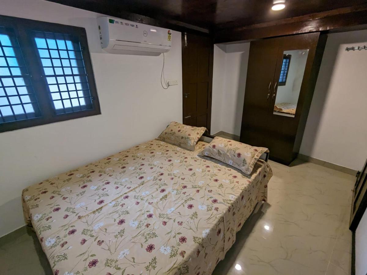 Budget Home Kochi Eksteriør billede