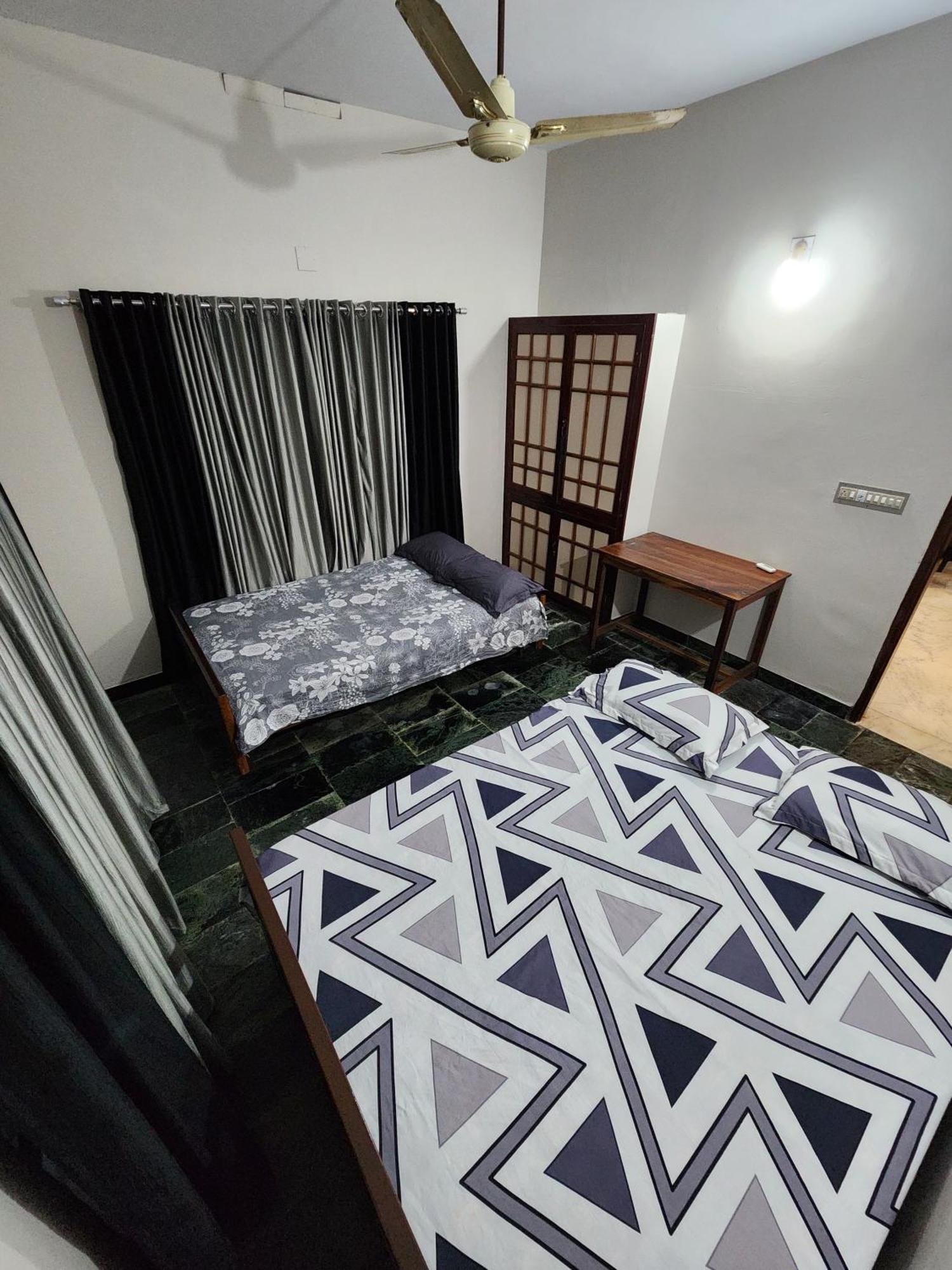 Budget Home Kochi Eksteriør billede